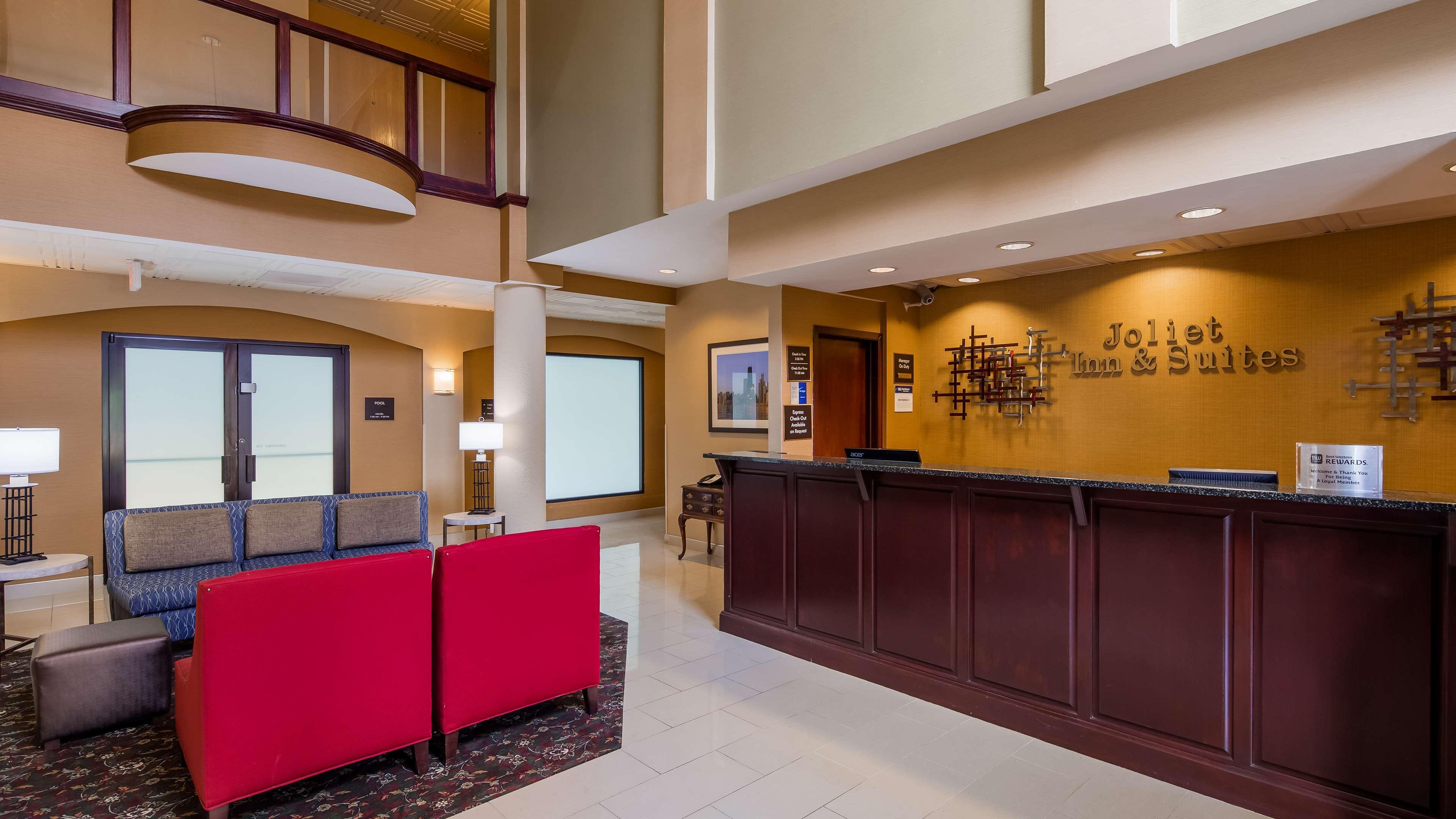 Best Western Joliet Inn & Suites Екстериор снимка