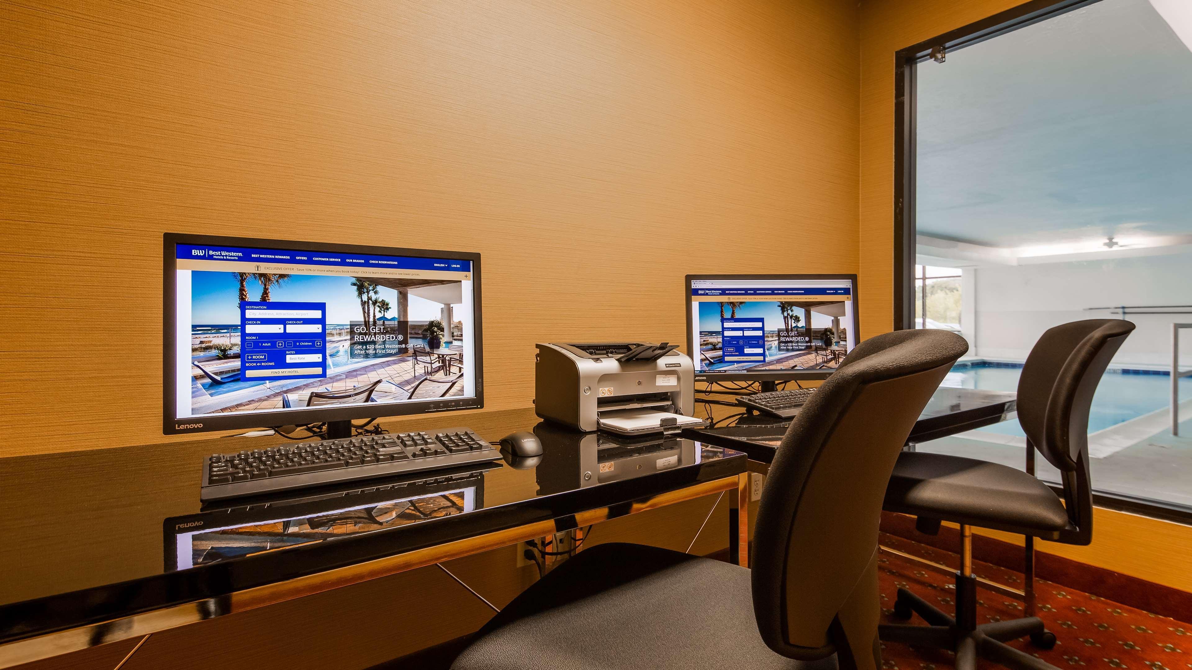 Best Western Joliet Inn & Suites Екстериор снимка