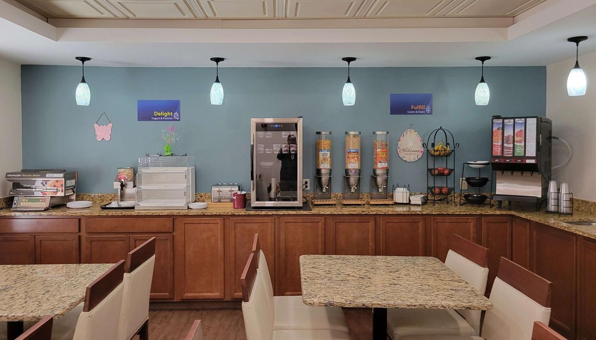 Best Western Joliet Inn & Suites Екстериор снимка
